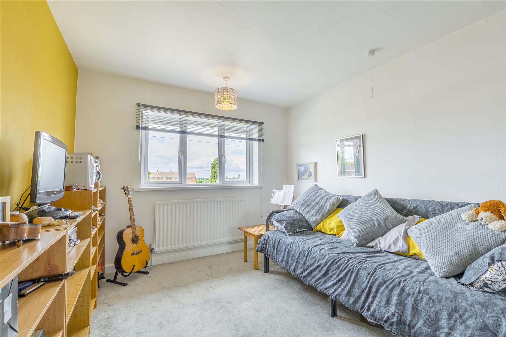 Kenilworth Drive, Kirk Hallam, Ilkeston Robert Ellis Estate Agents